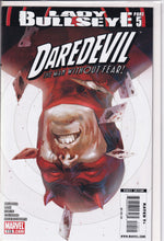 Load image into Gallery viewer, Daredevil (1998 2nd Series) 1 Dynamic Forces Variant, 1-3, 5-12, 21-41, 44, 46, 48-80, 101-110