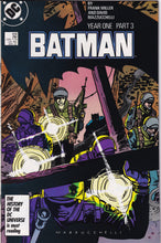 Load image into Gallery viewer, Batman (1940 1st Series) 404 VF/NM 1st Appearance Modern Catwoman KEY Issue 405 VF/NM 406 VF/NM Year One