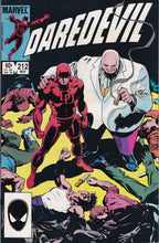 Load image into Gallery viewer, Daredevil (1964 1st Series) 1-321 lot of 78 131, 158, 168, 254 1st app Bullseye, Elektra, Typhoid Mary KEY Issue