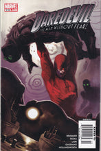 Load image into Gallery viewer, Daredevil (1998) 3, 6-7, 34, 40, 68, 101, 110, 111 1st Lady Bullseye, 119 Daredevil Shi (1997) 1 Newsstand Price Variant Lot