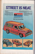 Load image into Gallery viewer, Batman Family (1975 1st Series) 17

