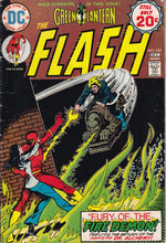 Load image into Gallery viewer, Flash (1959 1st Series DC) 147, 218, 230, 235-236, 258, 305, 311, 335
